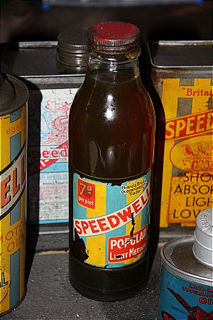 SPEEDWELL PINT OIL BOTTLE - click to enlarge